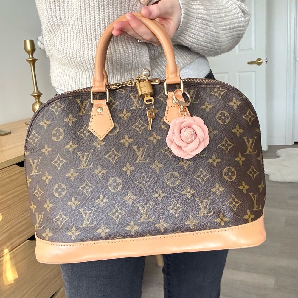 ✅AUTHENTIC✅LOUIS VUITTON ALMA PM